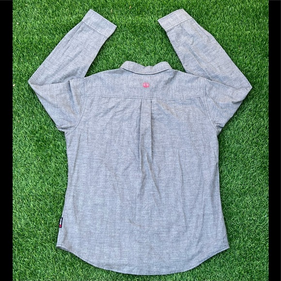 Sherpa Adventure Gear Button Up Shirt Mens Size Large Gray Outdoor Hiking NWT - Picture 2 of 8